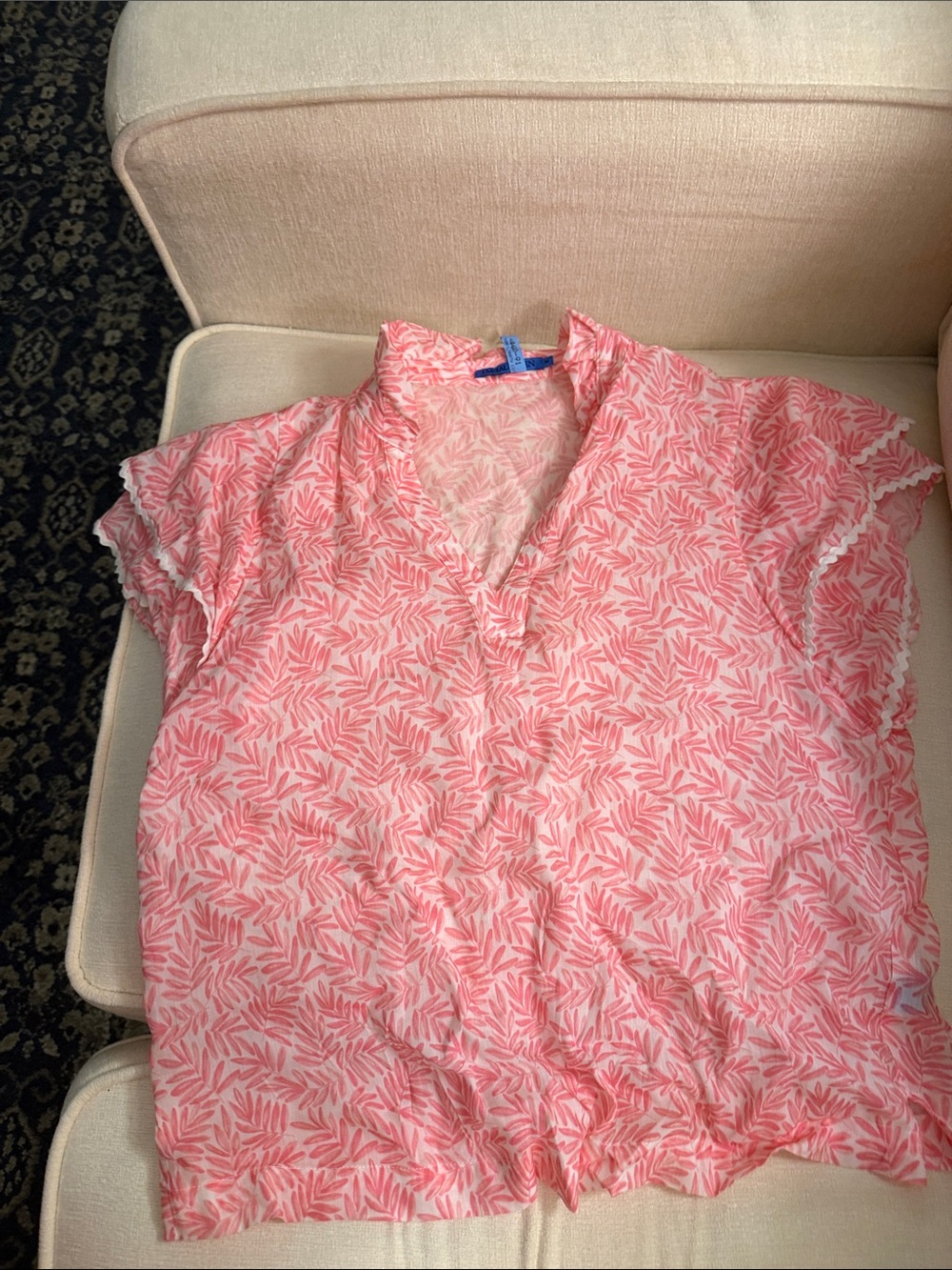 J. McLaughlin Coral Leaf Print Top